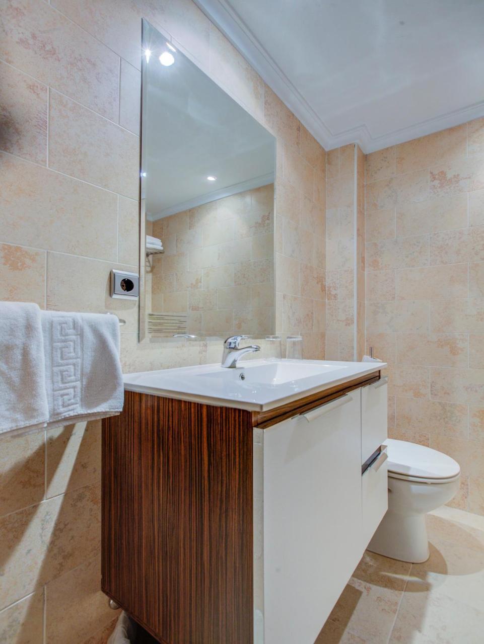 Hotel El Meson Торріхос Екстер'єр фото