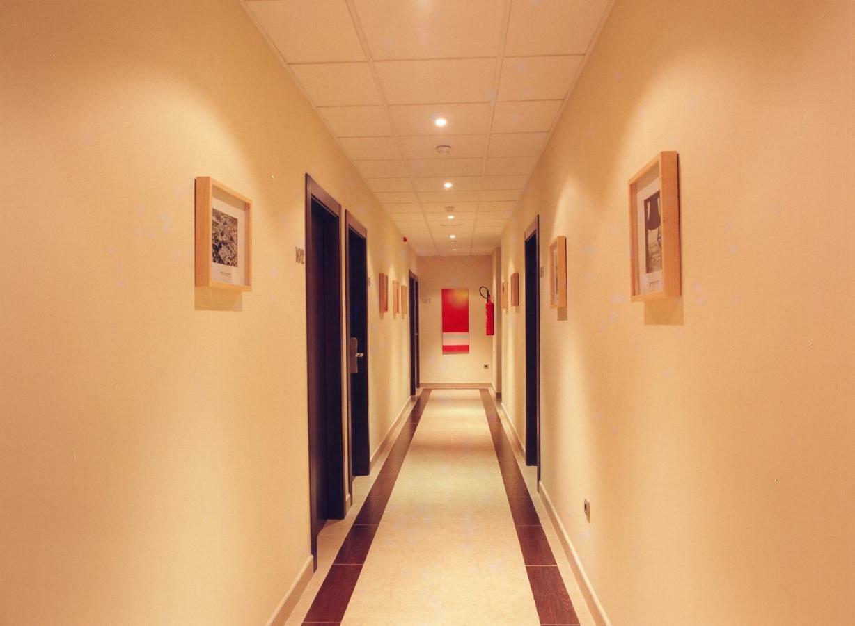 Hotel El Meson Торріхос Екстер'єр фото
